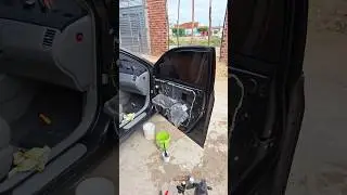 Barulho na Porta do Corolla [RESOLVIDO] ✅️