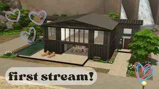 Building a house from shipping containers in The Sims 4
