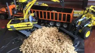 Lego peterbilt 389 construction crew