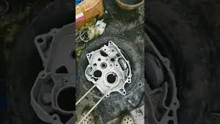 Bajaj Avenger 220 engine noise problem, crank shaft bearing replace#viral #mechanical#sorts 🛠️🛵