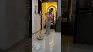 Diwali sathi me kay ghetala? 🫶🏻🌸#shortsfeed #shorts #minivlog #diwali#ytshorts #diwali decoration