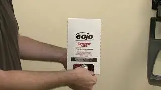 GOJO TDX 2000 Refill Loading