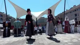 Jota presentaci&oacute;n de Javier Bozal en Artika