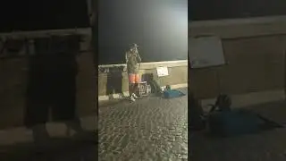 Stunning local Italian beatboxer on the streets of Rome