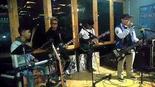 VIOLENCY feat MBENK STAND HERE ALONE - indah Tak Sempurna @scofee