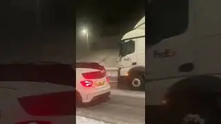 Driver stuck in seven hour on snowbound #m62