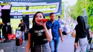 CHARESA REVANOL -  ISTRI SETIA - SM MUSIC - MENAWAN KLAMBU