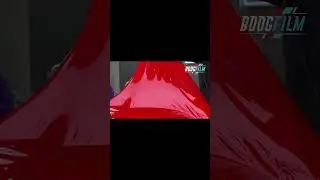 BOOGFILM car vinyl wrap of Ferrari Red