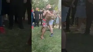ISHOWSPEED DUCK Я ПОПАЛА В ДЕРЕВО 💥💥💥