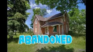 Exploring a Beautiful Abandoned Ontario Red Brick Country Homestead!!