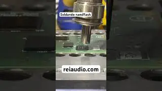 Soldando nandflash #soldering #electronic #solda #eletronica #centralmultimidia