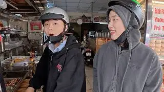 단골 반미집에 가서 여행사라는 걸 밝혔더니 너무 놀라네요