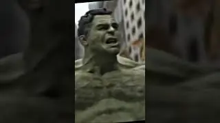 Spider-Man vs smart hulk #smarthulk #random #shorts #spiderman #tomholland #markruffalo