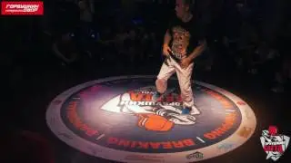 Горбушкин баттл VOL 2   BREAKING   1X1 PRO   FINAL   BBOY ROBIN vs  Василий Из России