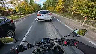 W trasie Hondą CB125R POV
