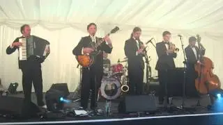1920s and 1930s themed entertainment - French Swing Band