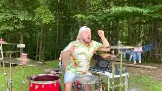 НОВАЯ МЕТОДИКА ИГРЫ БЕЗ ПАЛОК - ОТ MDSHOW🤣#mdshow #streetmusic #streetdrummer #crazydrummer