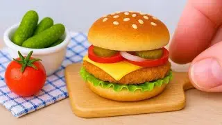 Thunderstorm Surprise: ⚡️ Crafting a Mini Chicken Burger Adventure! 🍔