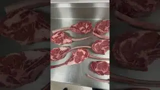 #tomahawk #chef #steaks #viral #trending #boneinribeye #cheflife #fyp #fypシ #food #foodie #shorts
