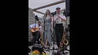 Irgendwo auf der Welt - Swing Kabarett Revue: Deutsche Swingschlager der 20er, frisch fr&ouml;hlich frech