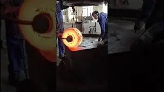 The entire process of gear forging is really enjoyable to watch