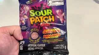 Review of Sour Patch Kids GLOW UPs Candy
