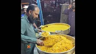 eef Haleem Biryani at Pan Mandi Karachi | Late Night Street Food Life