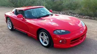 Beautiful First generation Dodge Viper