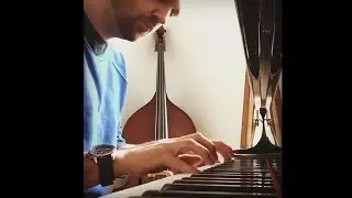 Will Farquarson plays Prelude in E-Minor (op. 28 no. 4) by Frederic Chopin