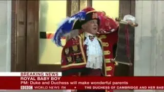Duchess of Cambridge gives birth to boy