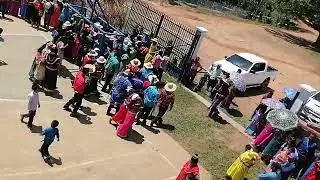 La clausura de la balseria de ngobe Bugl&eacute; del centro educativo Pe&ntilde;a Prieta.