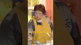 Sup&euml; krem pule me qiqra dhe kos