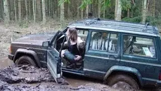 Подборка ДТП №111 (Автомобили). Compilation of accidents #111 (Car Crash) 18+