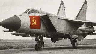 American Pilot Tested Captured Soviet MiG-25 &ndash; One Flight Changed Air Combat Forever