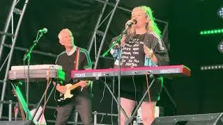 9Bach, end of set, Shrewsbury Folk Festival, 23/08/2025