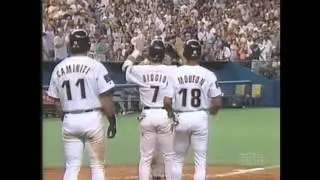 LAD@HOU: Bagwell hits three homers in the game