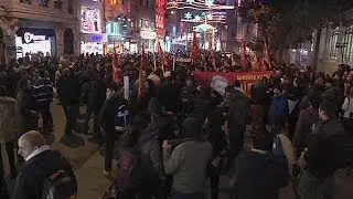 Clashes in Istanbul after protests over new 'authoritarian' laws
