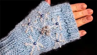 Knitting Mittens #knitstitch #knitting #knitted