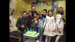 Aniversarea lui David alături de Păun și Djokovic