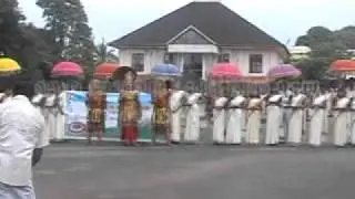 Onam 2009 kairali Campus chillies in St.George college Aruvithura-inaguration_Alberts Vidz @ SGC.flv