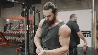 Deadlifts w Nick Cambi at The TOP Strength Project