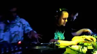 КАТАКОМБА + DJ MXTR - Очень Золотая p3.mp4