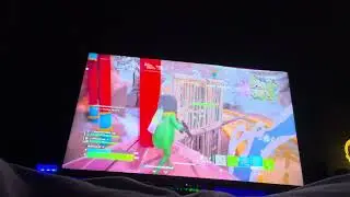 Me and my friends clutching in battle royal featuring mikey2five2 and kindlydeer12849￼