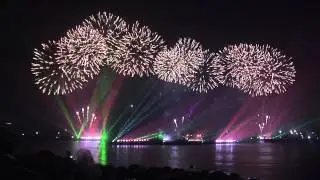 Салют на САММИТ _laser & firework show at APEC summit .