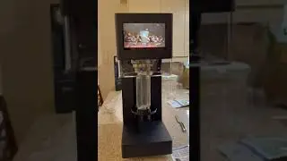 Automatic sealing machine for PET cans