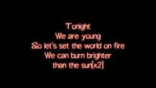 Fun (feat. Janelle Mon&aacute;e) - We are young (Lyrics)