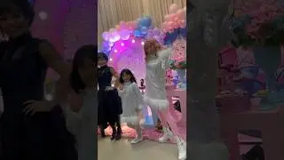 Show tem&aacute;tico #merlina #enit #tiktok #parati #showinfantil #disney #comedia #diversion #anime #music
