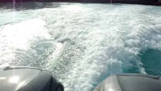 Twin Yamaha F200 4-stroke Accelerating, Nice Sound! Maldives