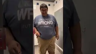 Can&rsquo;t even wipe my butt 🤦🏽&zwj;♂️ #viral #dance #comedy #funnyshorts #shorts