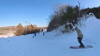 First Run of the Season | 360&deg; Skiing at Blue Mountain PA (Mid-December 2025)